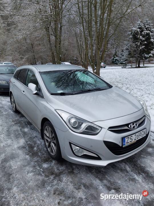 Hyundai i40 CW kombi 17 Crdi 136 srebrny ASR (kontrola trakcji) Szczecin