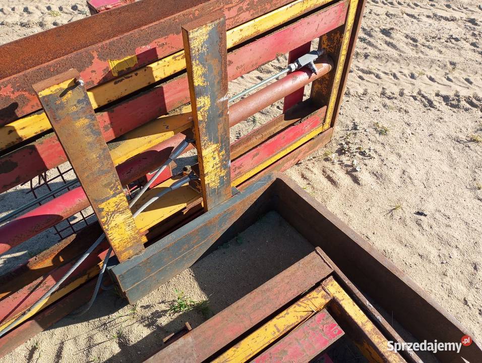 Paleciak ramka tur ładowarka Tur wielkopolskie Buk