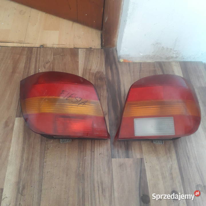 Tylne lampy FORD FIESTA MK3MK4 Wysyłka Żabno