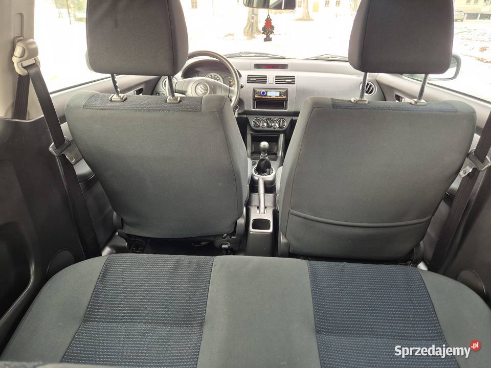 SUZUKI SWIFT 13 Benzyna 2009 sprowadzone z isofix