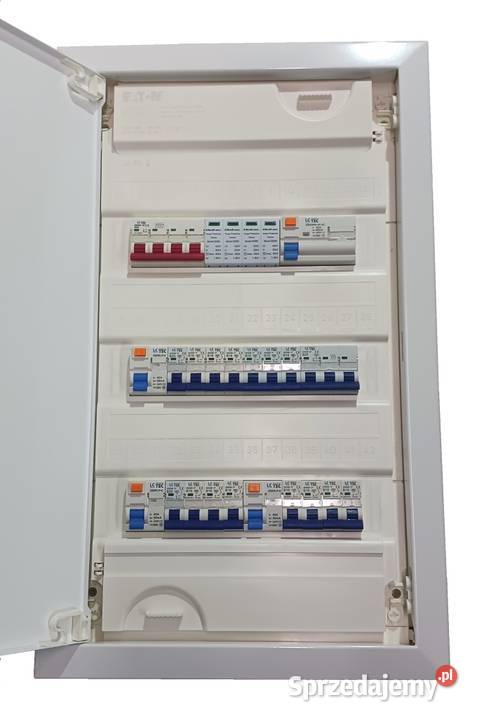 Gotowa rozdzielnica podtynkowa EATON 36 Świdnica