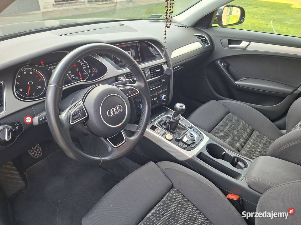 sprzedam audi A4 170KM sprzedam