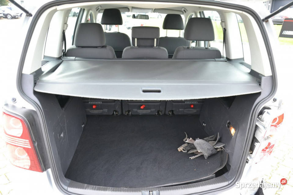 Volkswagen Touran 20 TDI 140 6biegów climatronic manualna Touran Kęty