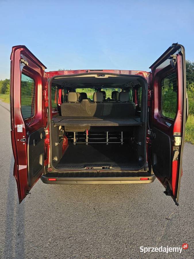 Wynajem Bus 9 osobowy 2024 Renault Trafic LONG Dynów wynajem auta