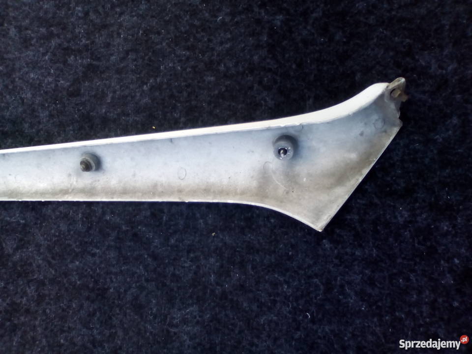 Iveco Daily Listwa przedniego słupka Bukownica sprzedam