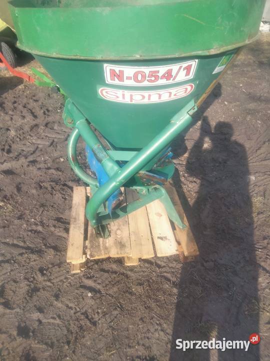 Rozsiewacz nawozu lejek sipma Rejowiec Fabryczny