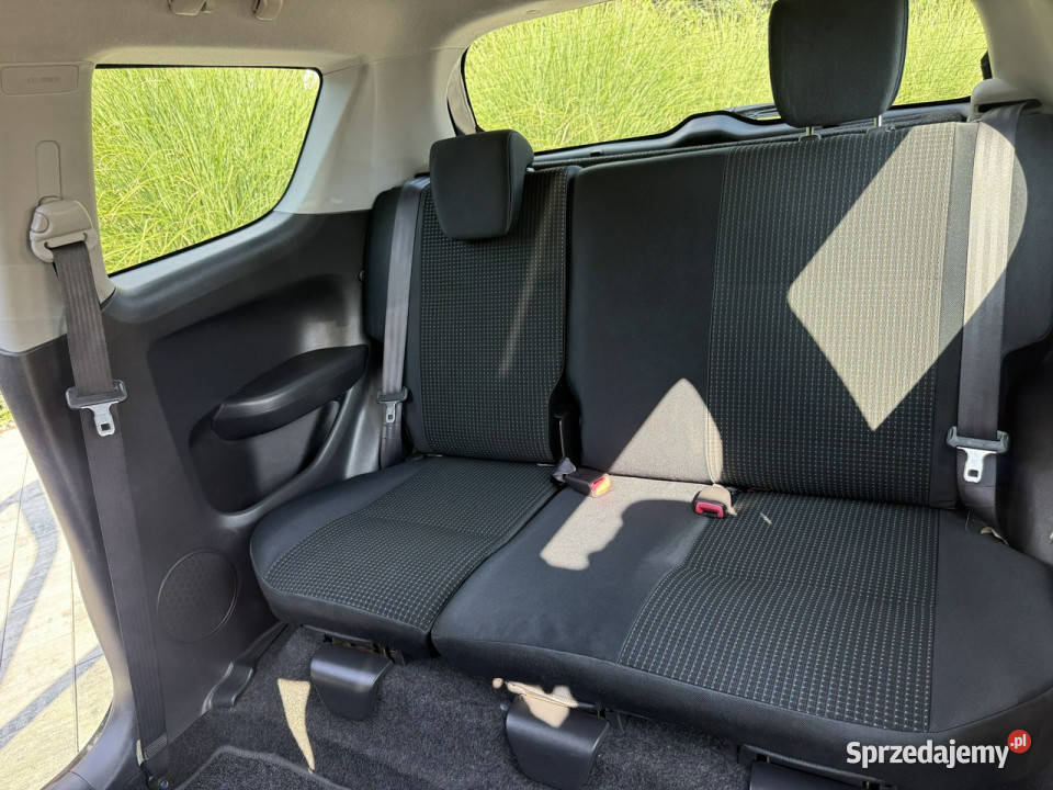 Suzuki Swift Zadbany niezawodny W STANIE IV Poznań sprzedam