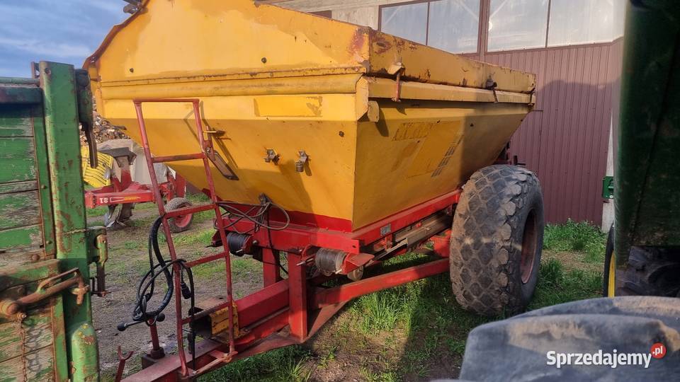 Rozsiewacz wapna Bredal B6 sprowadzony Kolnica