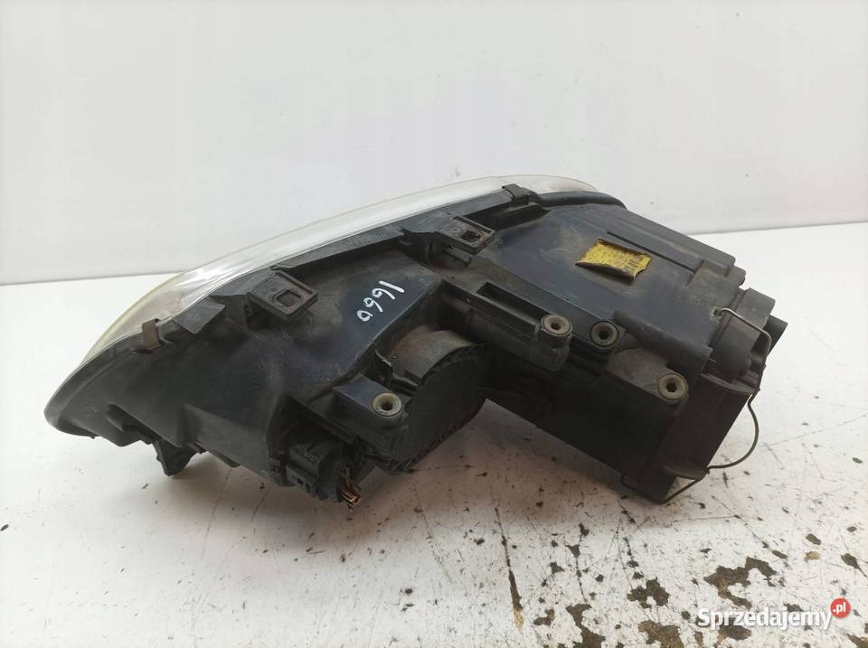 LAMPA PRZÓD PRAWA XENON EU 0301205272 1T0941032D sprzedam