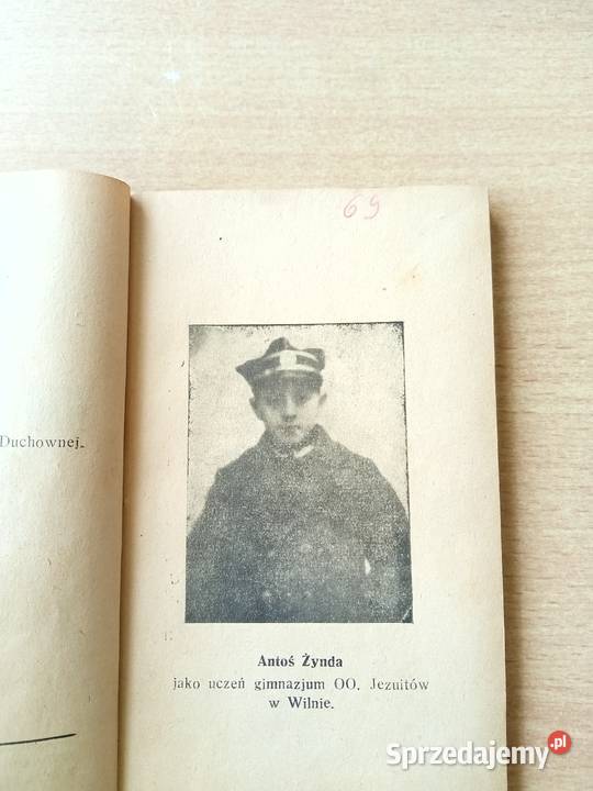 Młodzi ulubieńcy Jezusa tomik 18 szary proch sprzedam