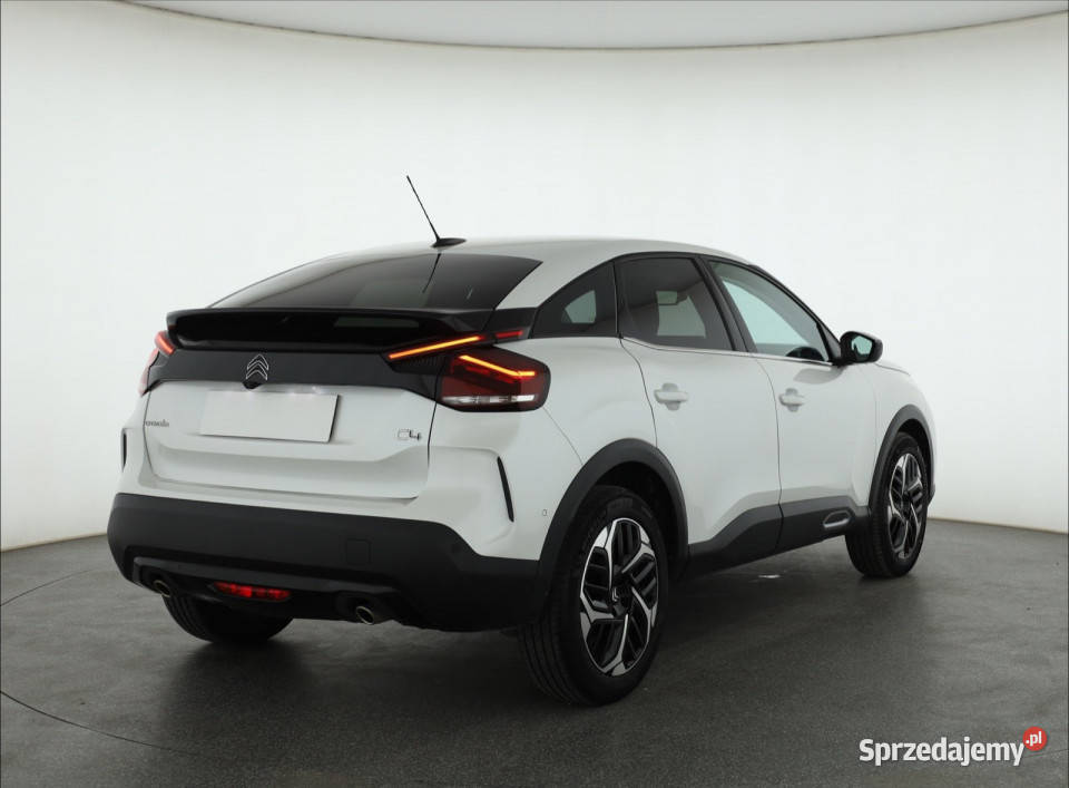 Citroen C4 12 PureTech pełny VAT Piaseczno