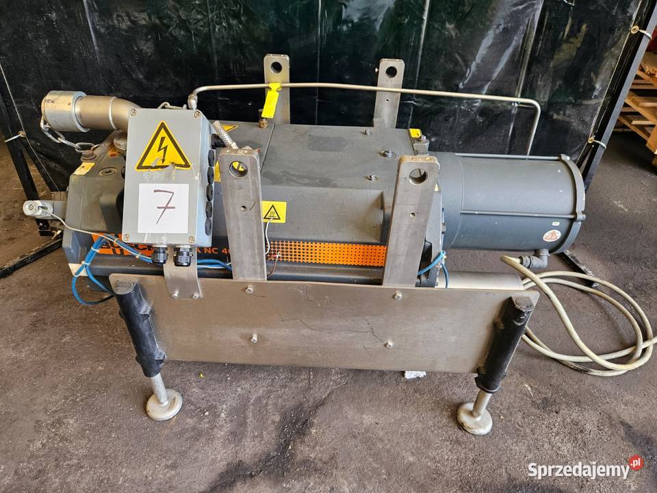 Pompa próżniowa Busch Cobra NC 0400 B 7 Biznes i Przemysł Krotoszyn