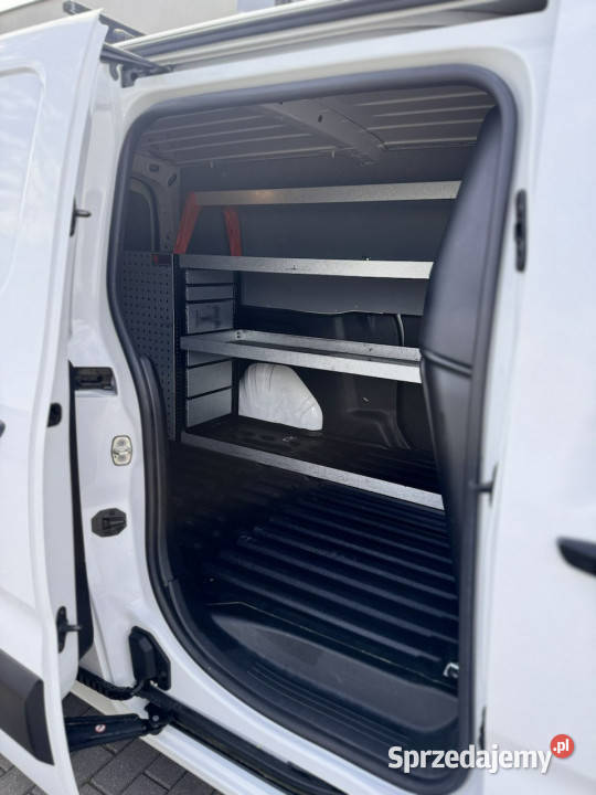 Peugeot Partner 15BlueHDI 130LongEAT8 serwis ASO