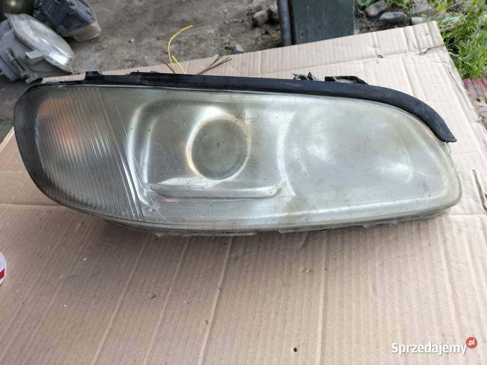 OMEGA B LAMPA PRZÓD PRZEDNIA PRAWA Kamień-Kolonia