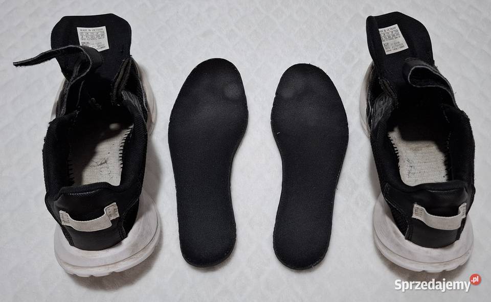 Buty chłopięce sportowe na rzepy 335 Adidas 22