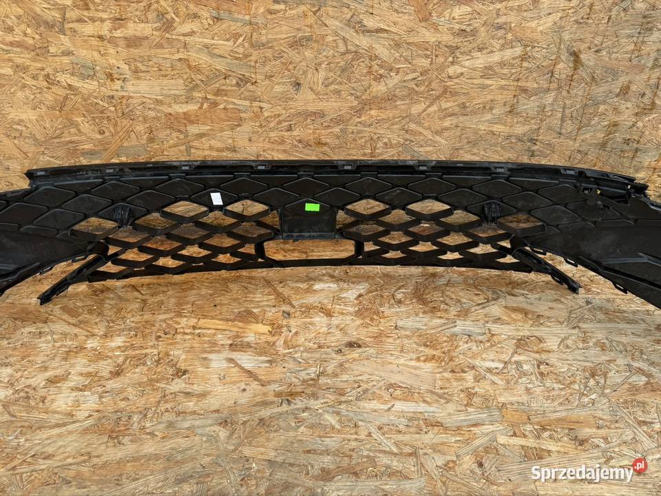 Środkowa kratka zderzaka przód vw golf 8 VIII Międzychód sprzedam