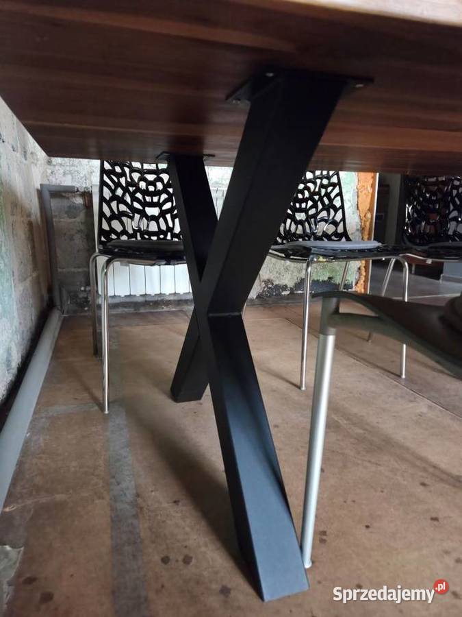 Stół 220x110 z orzecha amerykańskigo olejowany Dobroń