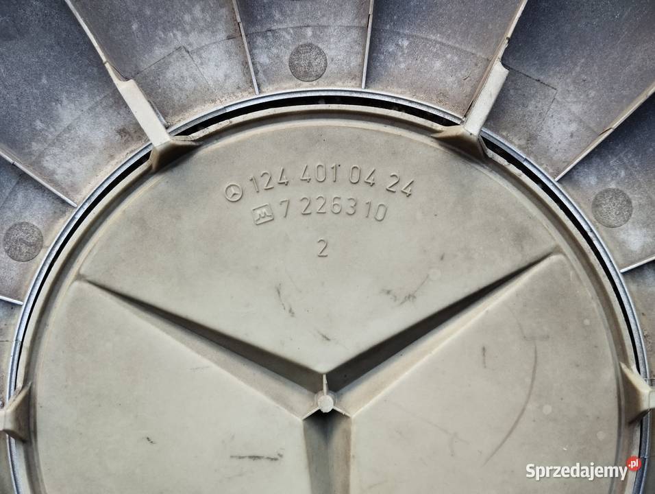 Kołpak Mercedes 15 1244010424 sztukę Akcesoria Kamieniec