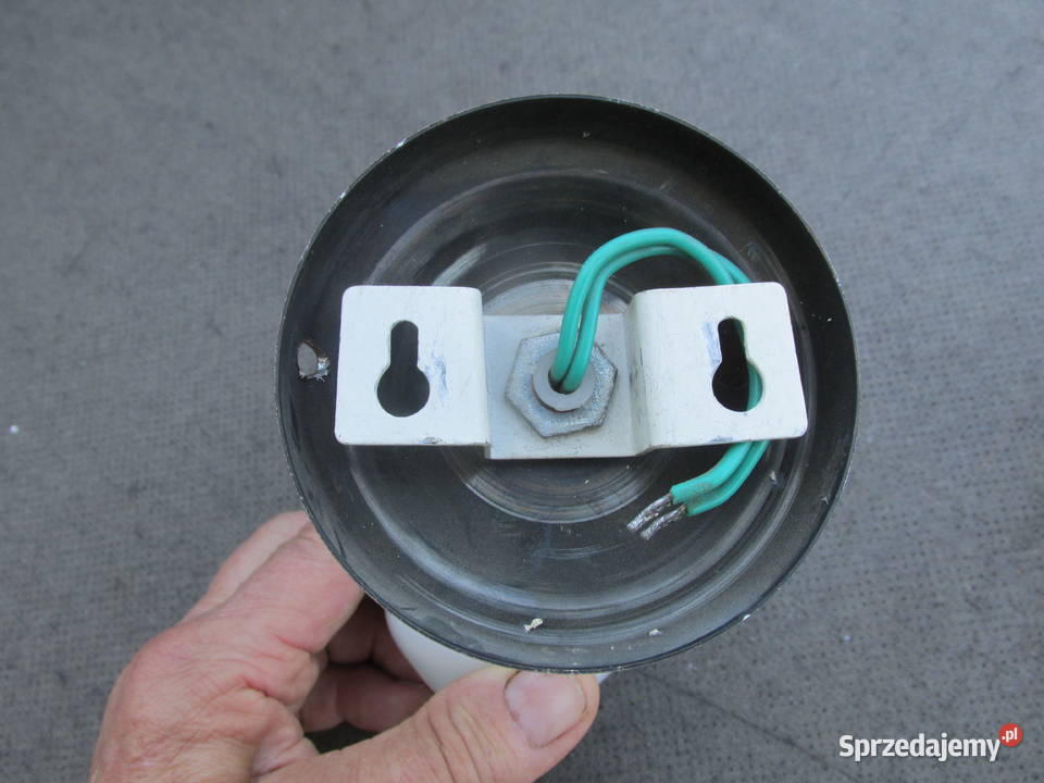 Dwa kinkiety z 1982 roku stylizowane na stare Kraków