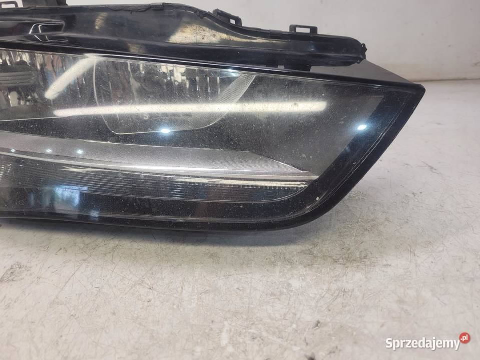 REFLEKTOR PRAWY PRZÓD AUDI A4 B8 LIFT 8K0941004M Przystajń