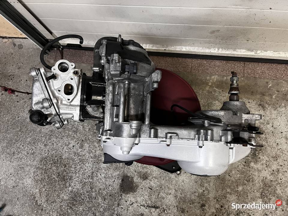 Silnik Piaggio XEVO 125 Brzeszcze