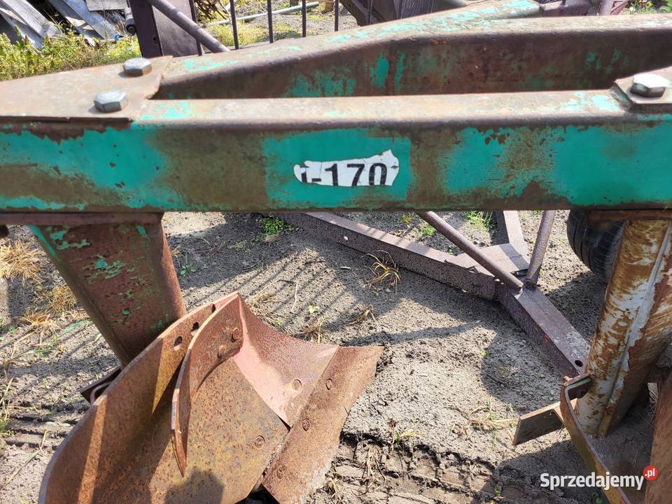 Pług 3 skibowy u 170