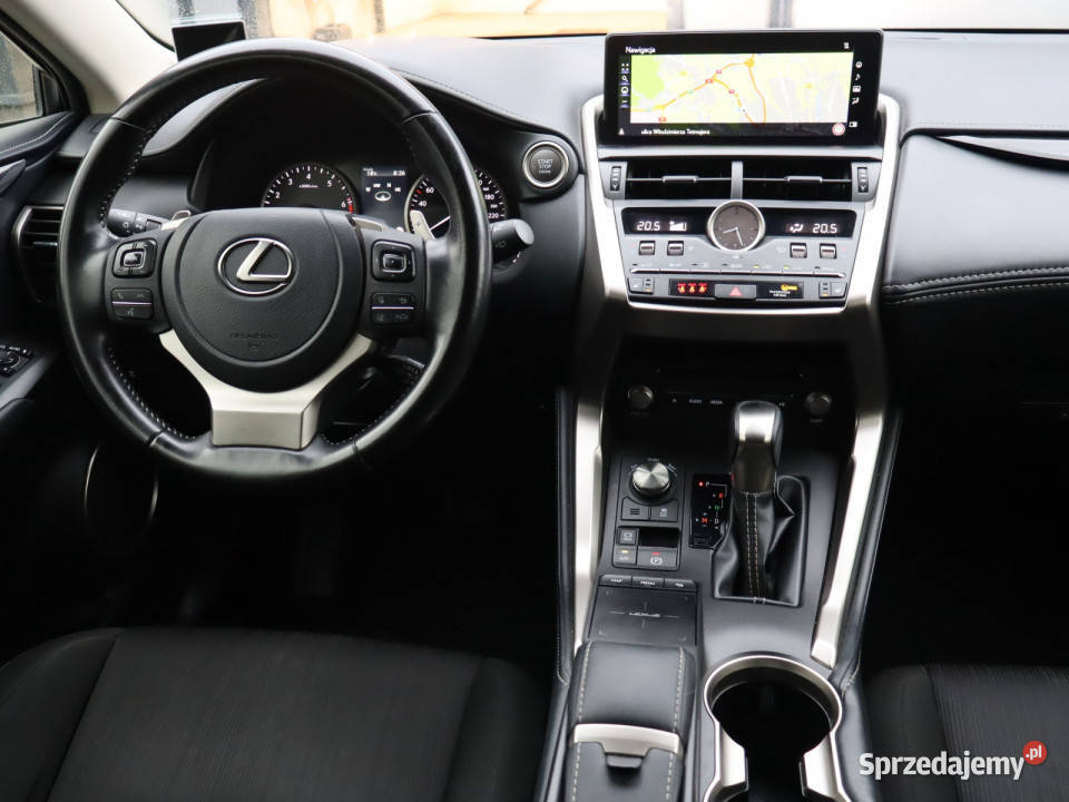 Lexus NX 300t tempomat