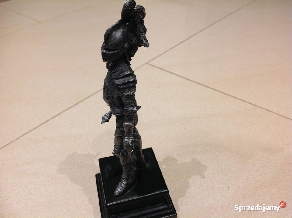 Cynowa Figurka Rycerz Sygnowana Militaria Nowa Sól