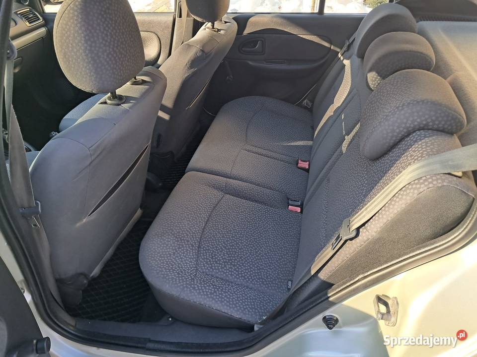 Renault Clio II Campus 2006r 1200 8V Rok produkcji 2006 podkarpackie Jasło