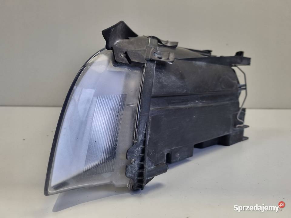 Volvo V70 III XC70 S80 II XENON PRZEDNIA LAMPA Janów sprzedam