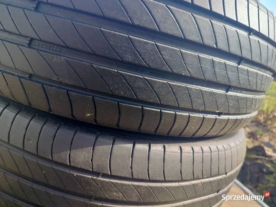Opona Michelin 215 65 R 17