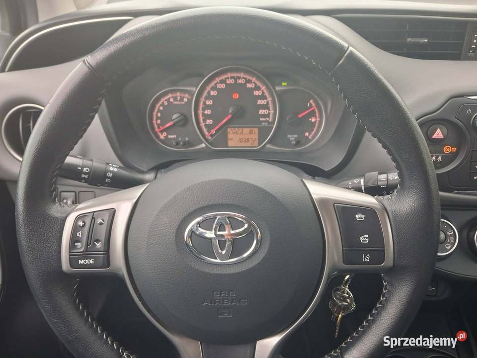 Toyota Yaris 10 Samochody osobowe Będzin