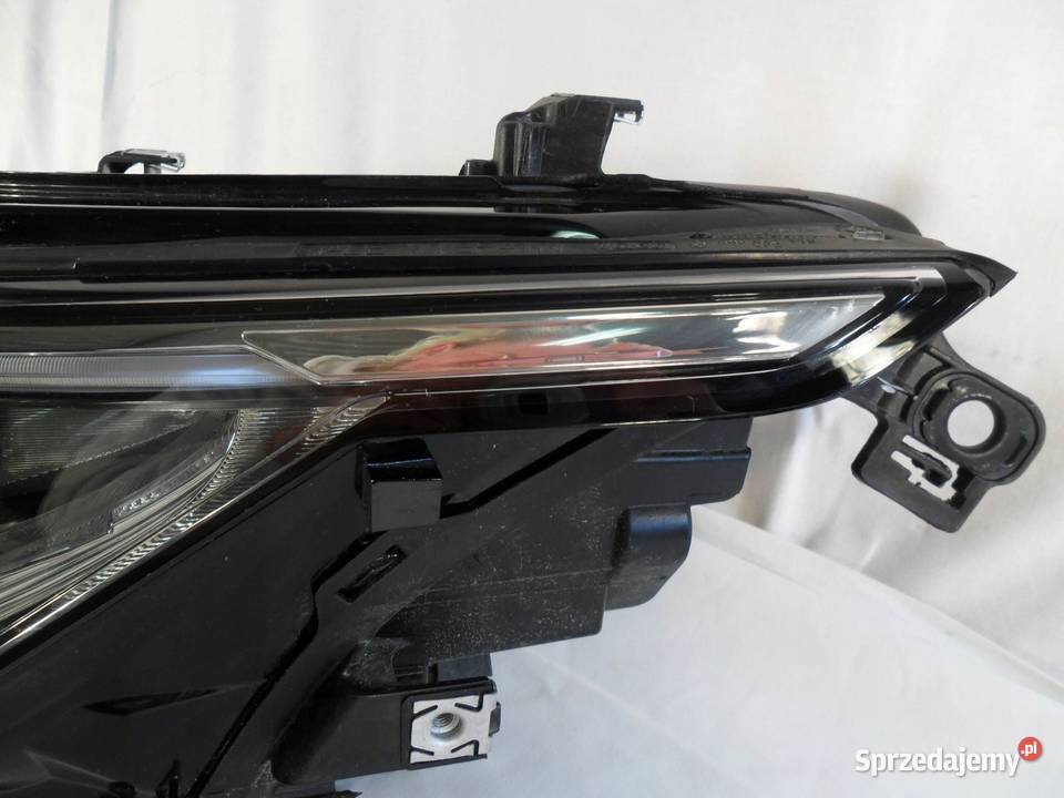 REFLEKTOR PRZÓD STRONA LEWA VOLKSWAGEN GOLF VIII