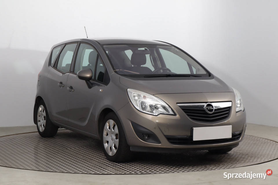 Opel Meriva 14 Turbo światła przeciwmgielne Bielany Wrocławskie