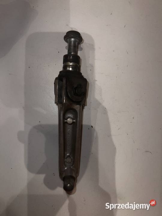 podnóżek kierowcy przód prawy Suzuki GSXR 600 Ostrzeszów sprzedam
