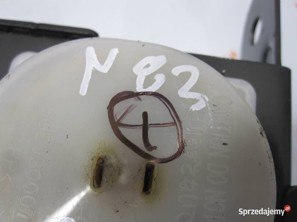 MAZDA 3 III 14r pas bezpieczeństwa tył T89506T Kielce sprzedam