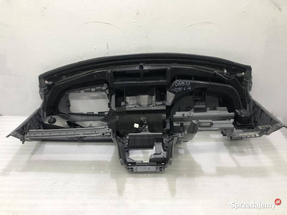 KONSOLA DESKA ROZDZIELCZA MAZDA 6 GY GG 0207 osobowe Wyposażenie wnętrza