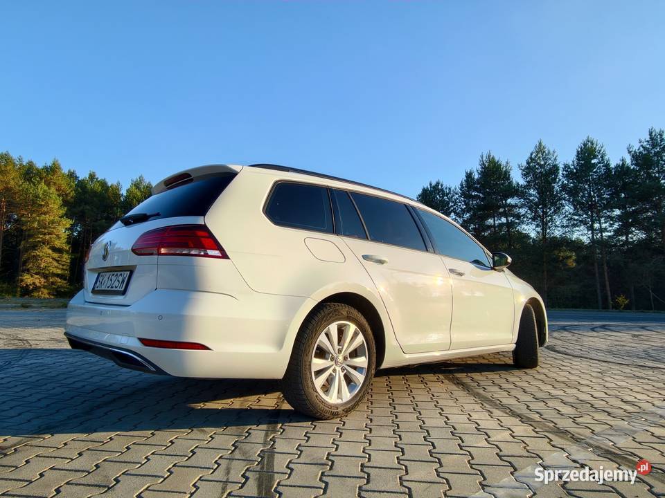 OKAZJA Volkswagen Golf Variant 2020 16 TDI gniazdo SD Golf Suków