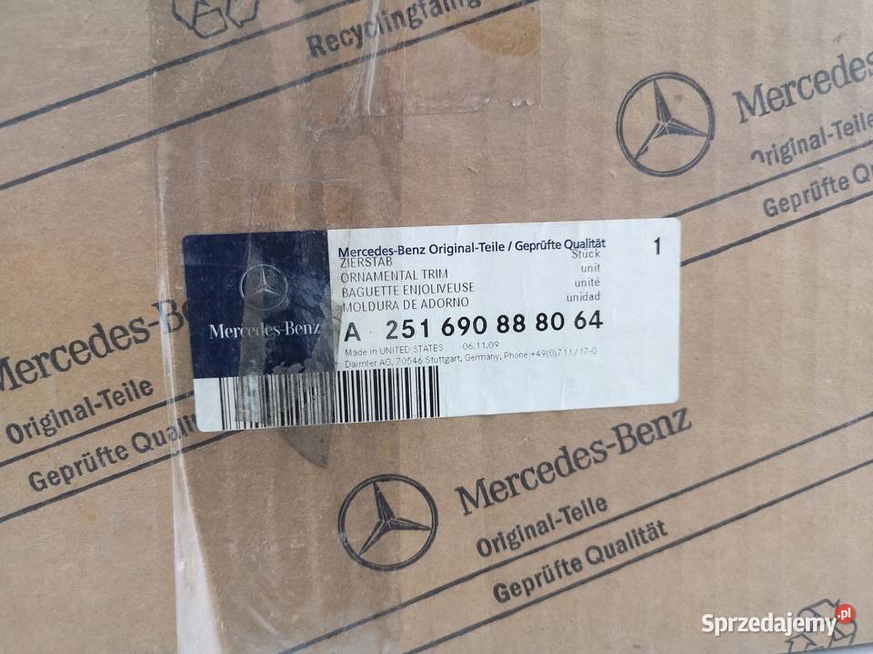 LISTWA OZDOBNA DRZWI TYLNYCH PRAWA MERCEDES Osłony i zaślepki sprzedam