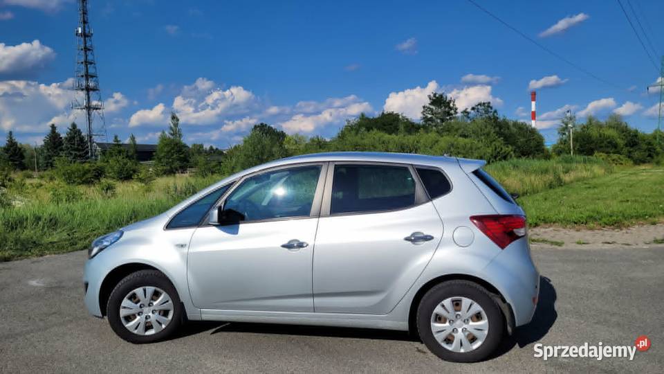 Hyundai ix20 14 90 Comfort trend Pierwszy 1396cm3 Piotrków Trybunalski sprzedam