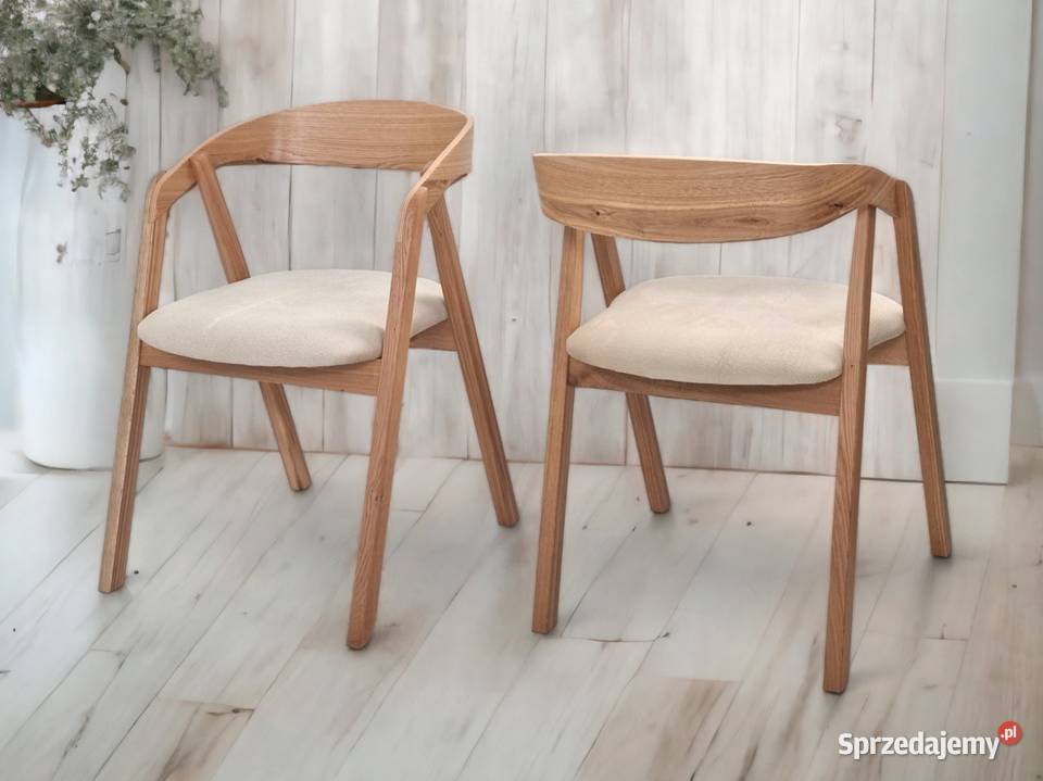 Krzesło z podłokietnikiem drewniane dębowe Malbork