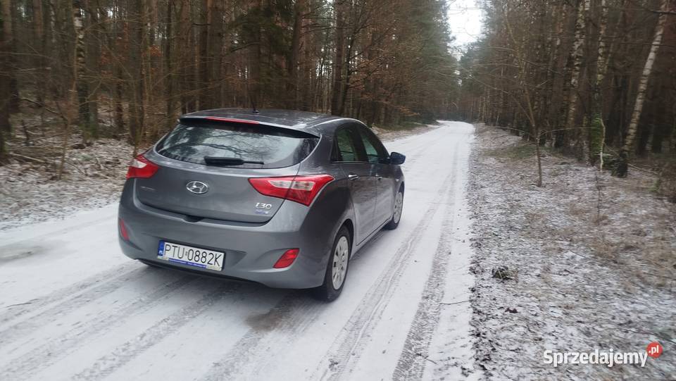 Hyundai i30 14 benzyna Turek sprzedam