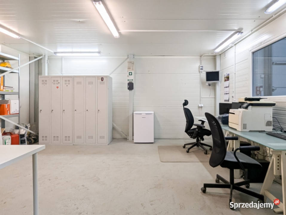 Magazyn i budynek biurowy Ursynów Baletowa Warszawa