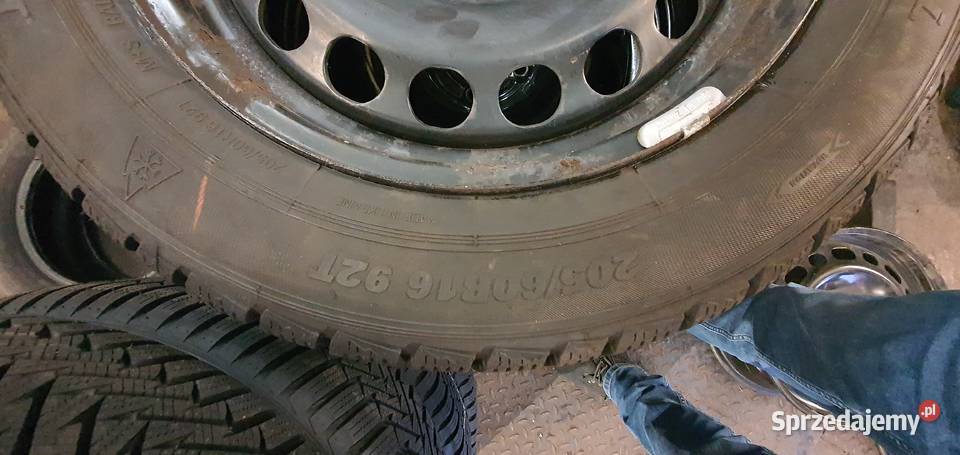 VW 4 5x112 ET 33 Ładne Opony zimowe z felgami Jaworzno