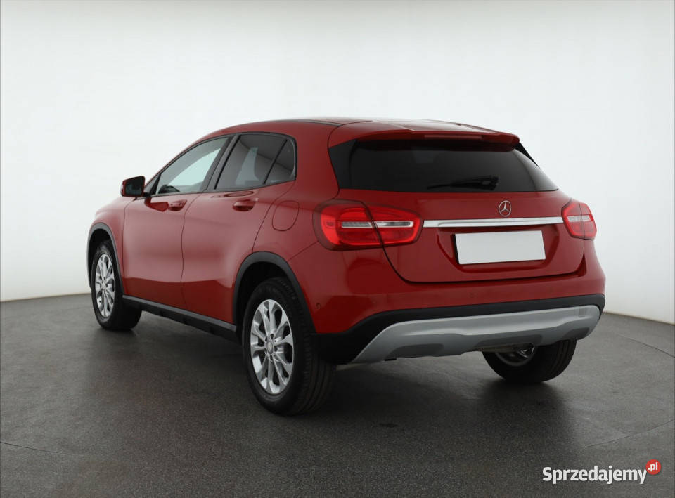 Mercedes GLA GLA 180 Piaseczno