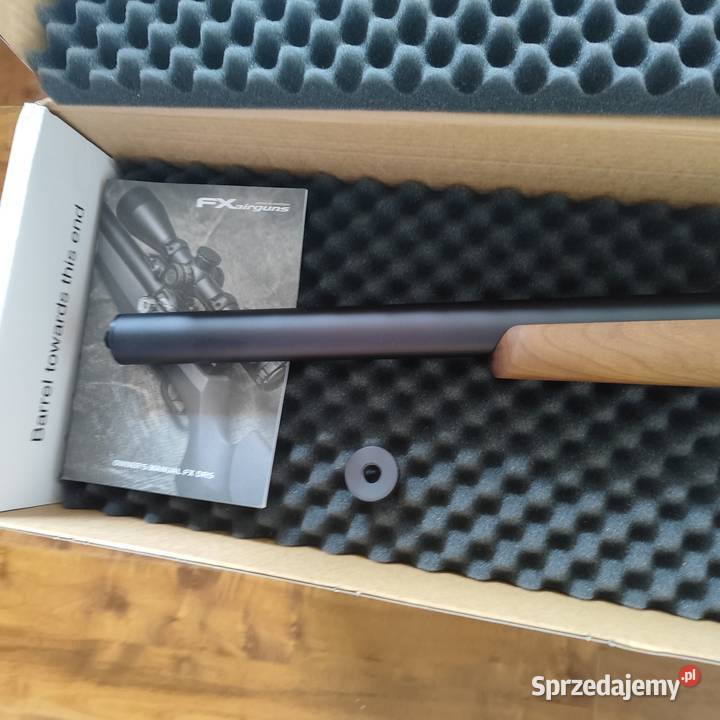 Wiatrówka PCP FX DRS Klasyczny Orzech 600