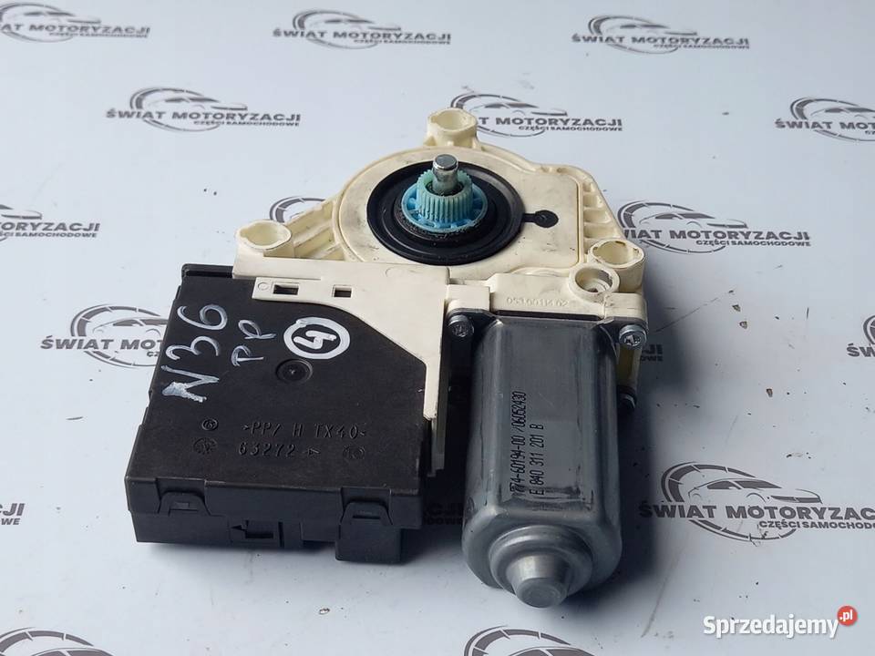 GOLF VI 12r silniczek szyby prawy przód Rok produkcji 2012 Kielce