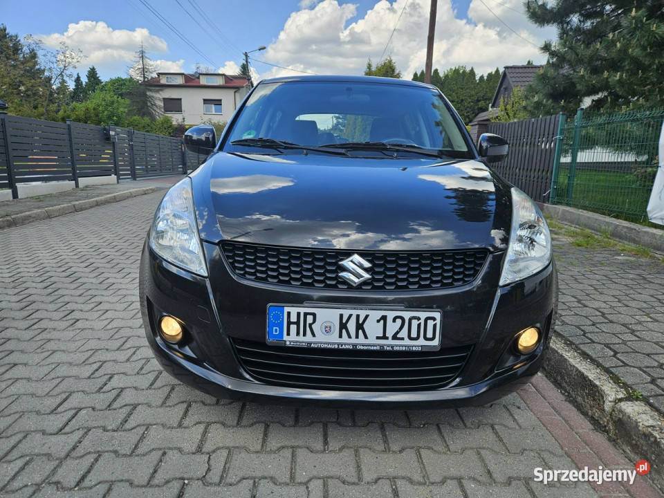Suzuki Swift Podgrzewane fotele STARTSTOP Rok produkcji 2010 Ruda Śląska