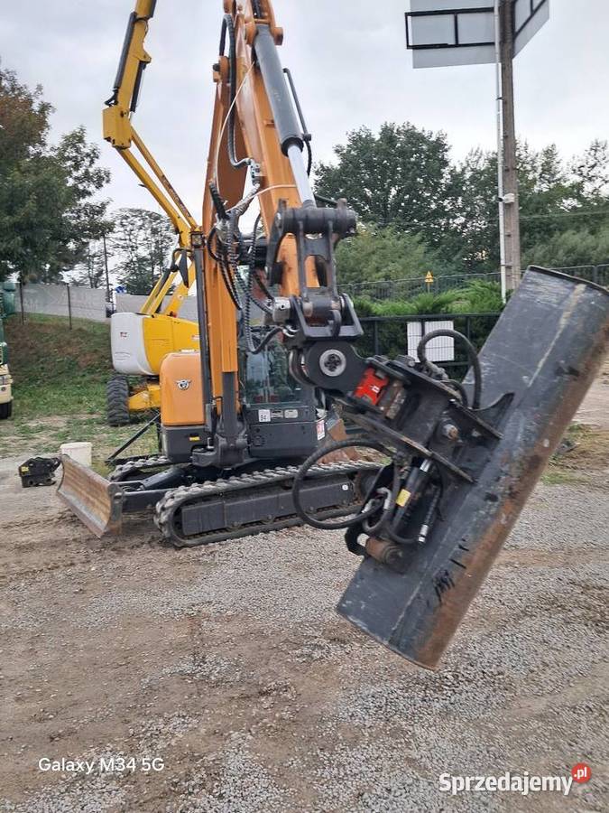 Głowica wychylna do koparki 2 do 4t Rok produkcji 2024 Koparki Biłgoraj sprzedam