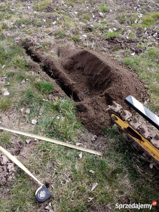 Roboty ziemnie koparka łańcuchowa Pozostałe usługi Usługi